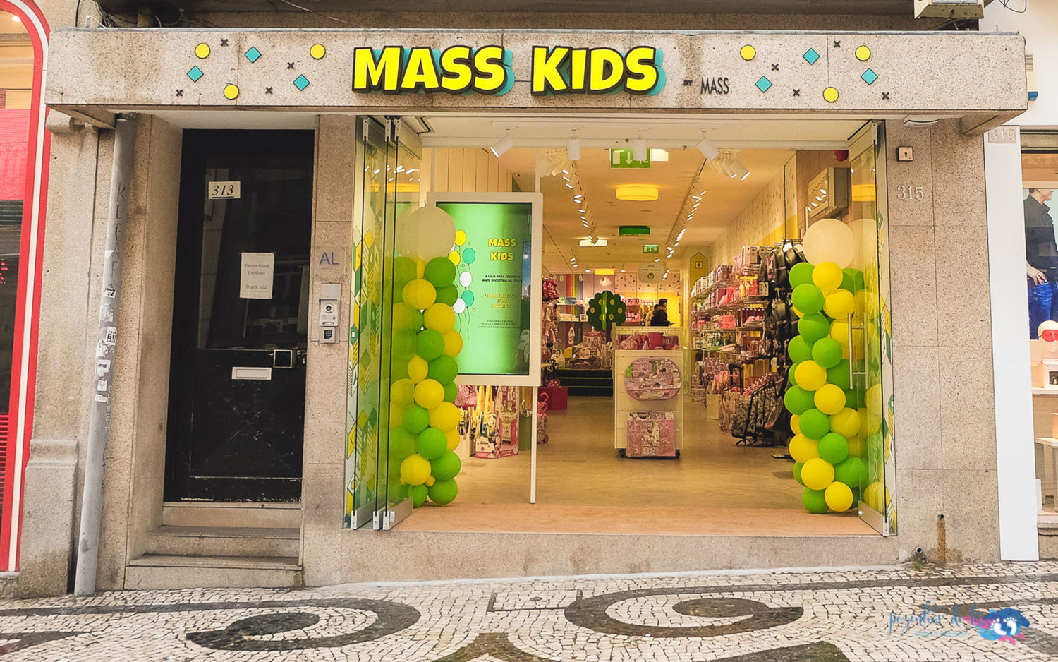 Foto MASS kids a loja para crianças que faltava no Porto! Foto MASS kids a loja para crianças que faltava no Porto! - Imagem 0